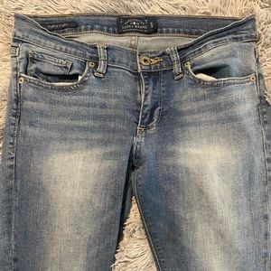 Size 6 Lucky Brand Charlie Skinny Jeans